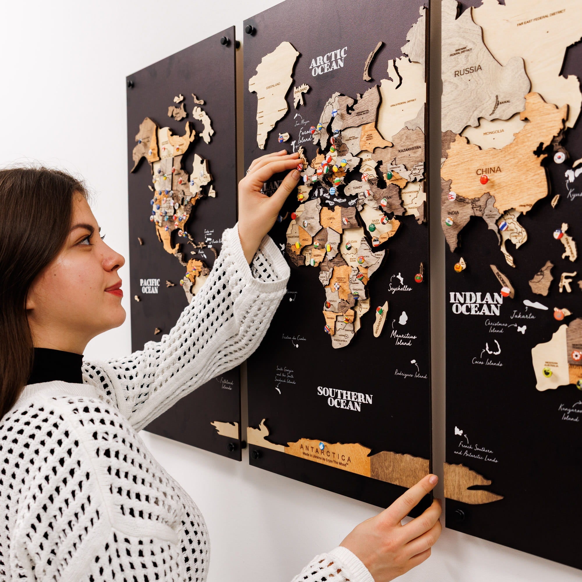 3D Wooden World Map Triptych Frameless - Multicolor