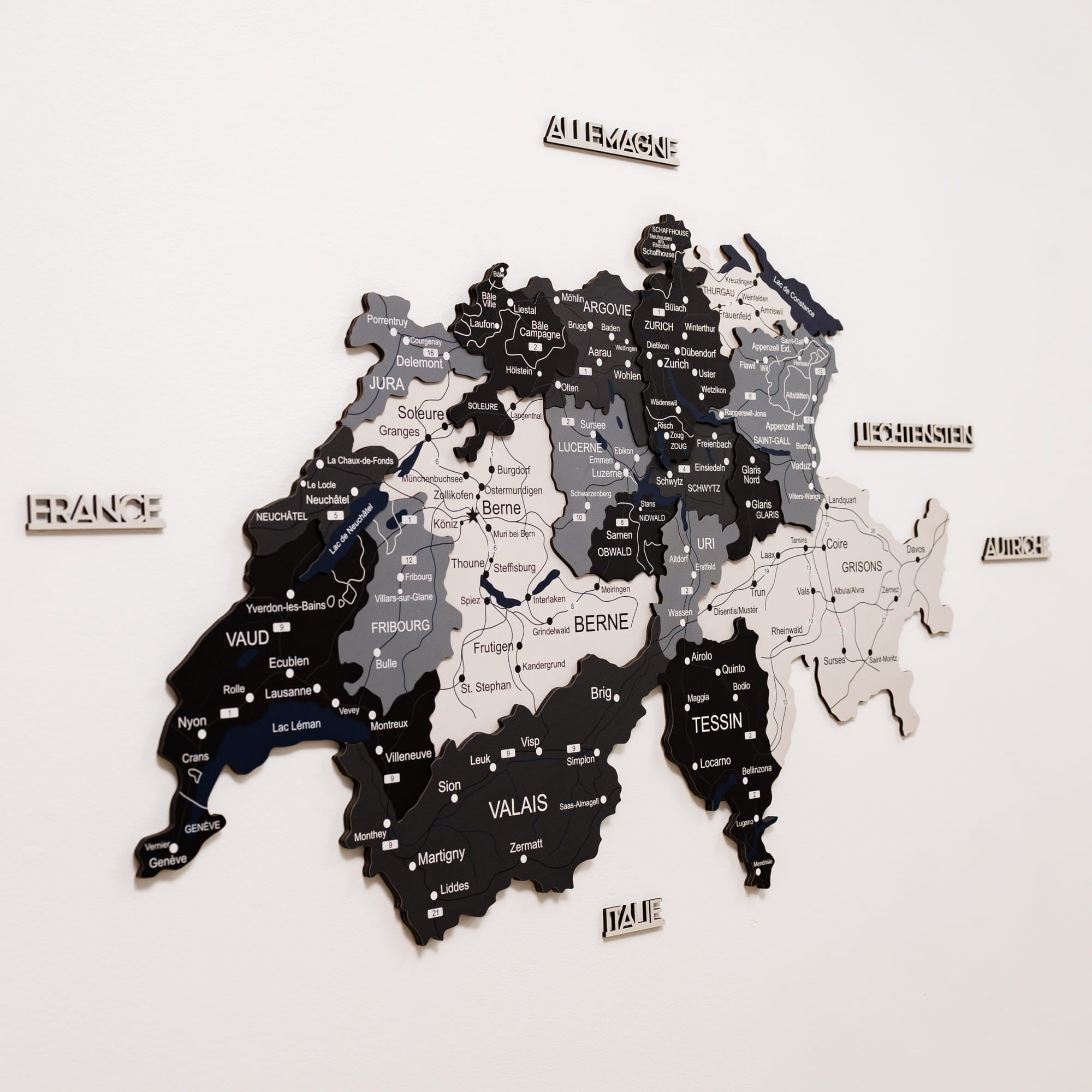 3D Wooden Map of Switzerland - Nordik