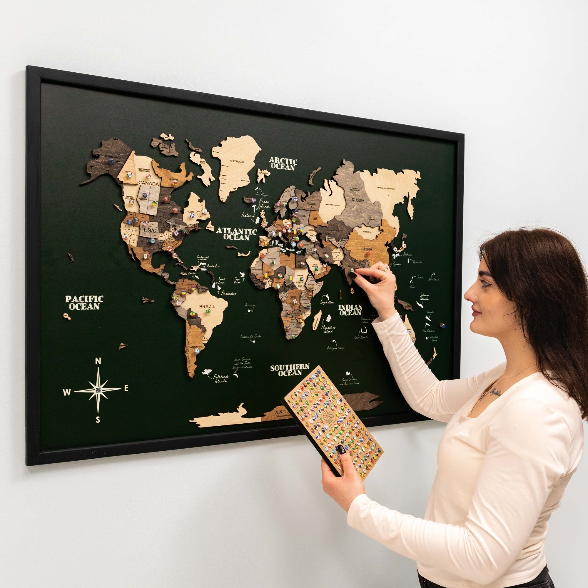 3D Wooden Map on Board Multicolor - Green